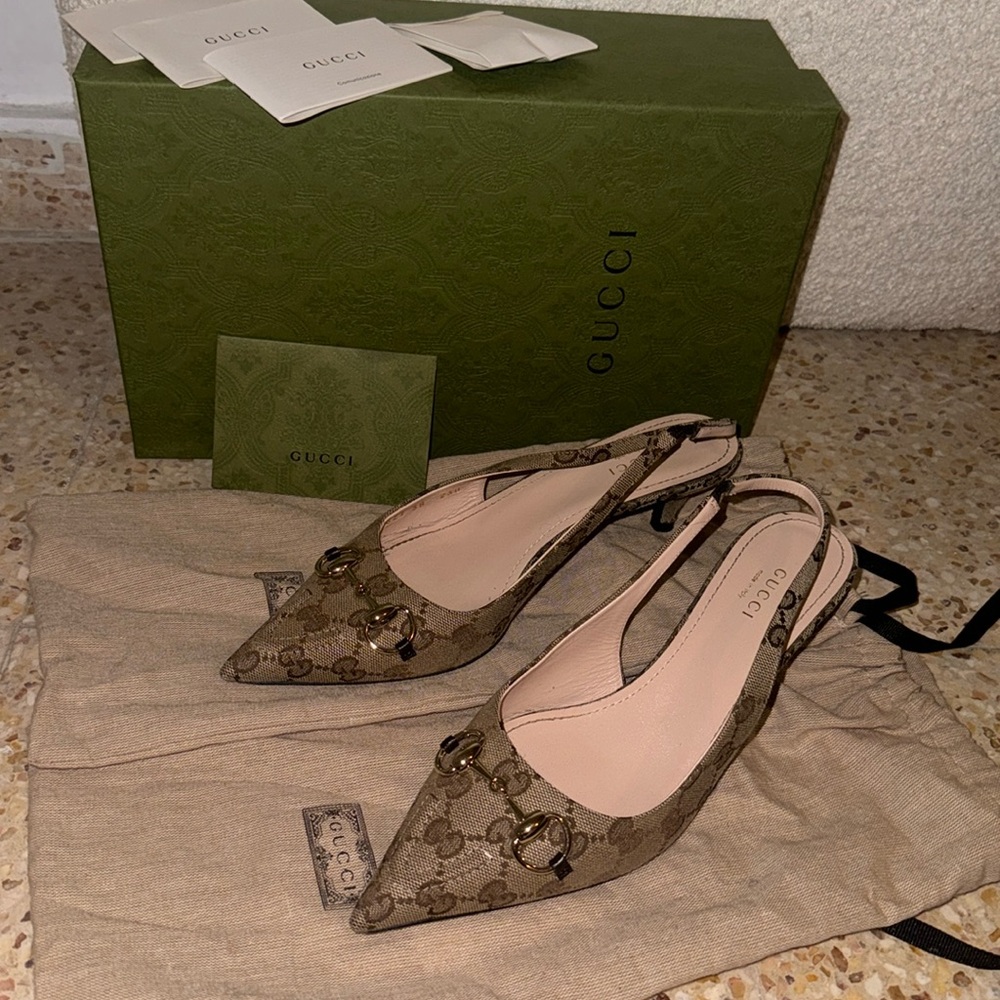 GUCCI 200 Women’s shoe  sizes 38